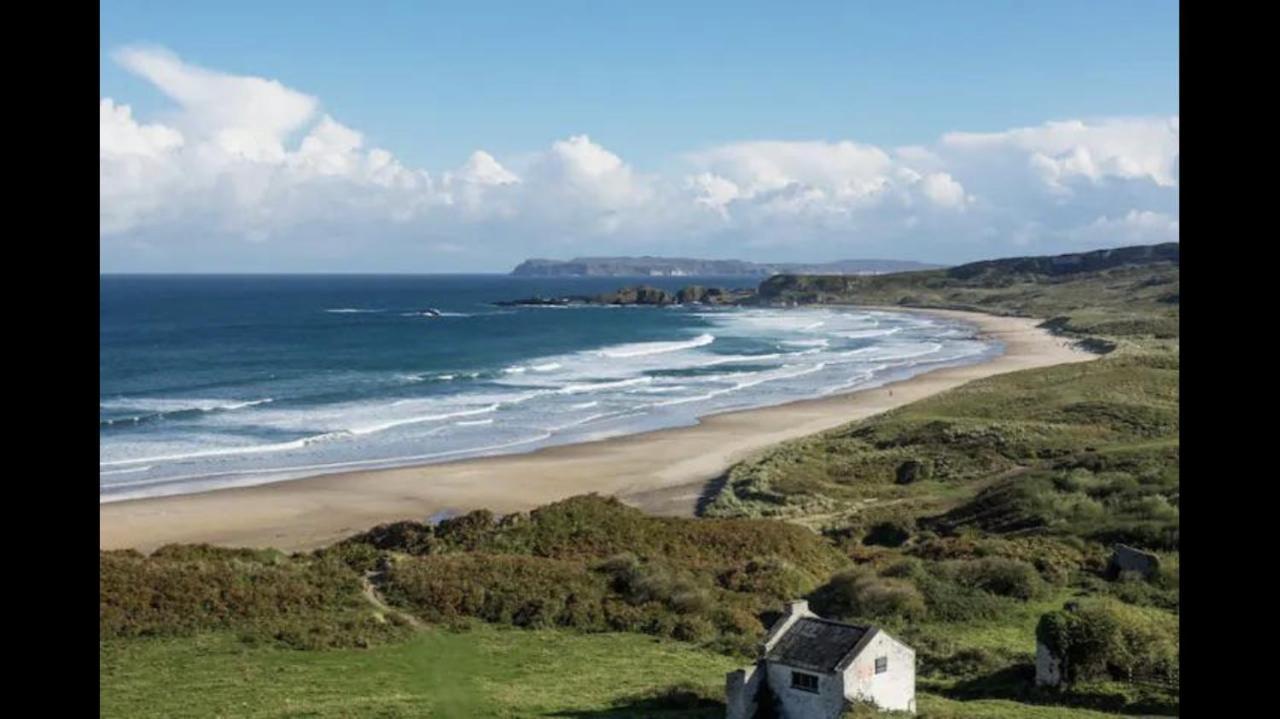 Mcconaghys Glenside Farmhouse Whitepark Bay Ballintoy Eksteriør billede